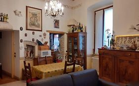B&b Da Cinzia - Casa Dell'arte In Centro Storico Con Idromassaggio